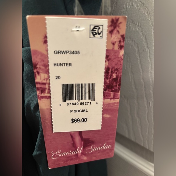 EMERALD SUNDAE Draped Ruched Bodycon Midi Dress Host Pick - Picture 4 of 6